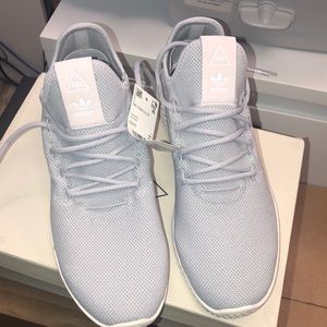 Pharrell Williams tennis HU W Adidas